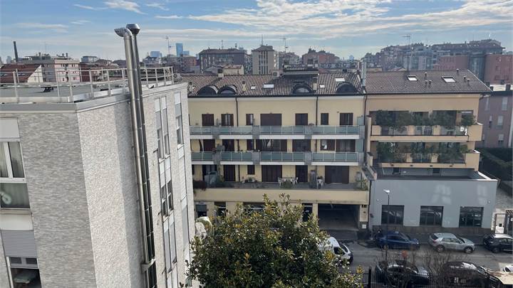  MM DERGANO BILOCALE CON CUCINA SEPARATA